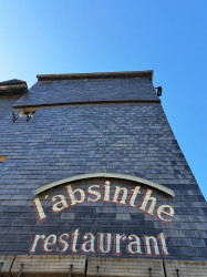Resto avec vue sur le port